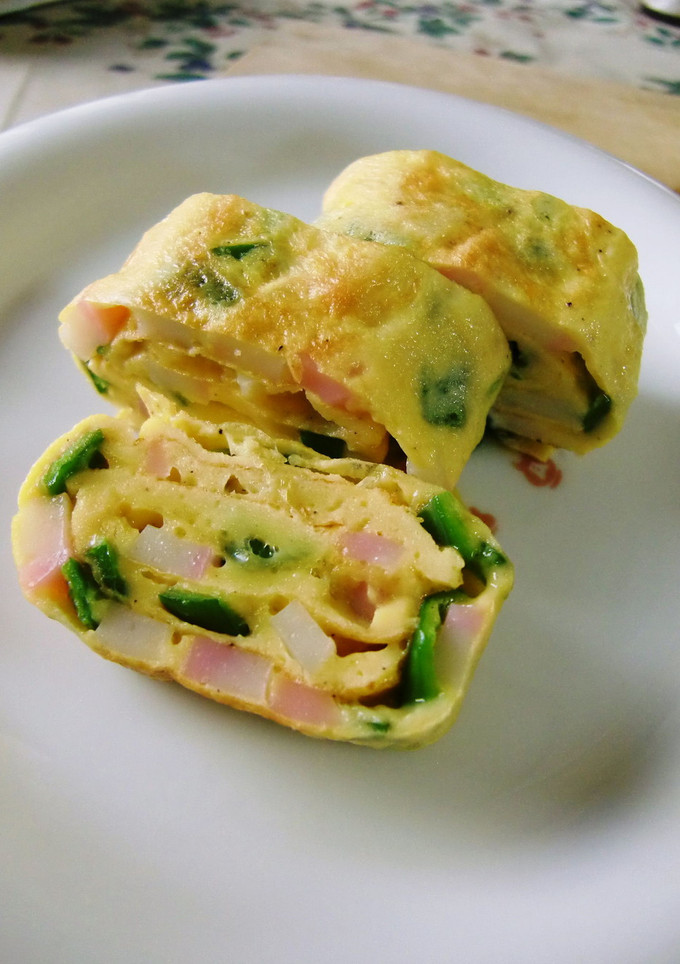 お弁当に☆ピーマンとかまぼこの卵焼き-レシピのメイン写真
