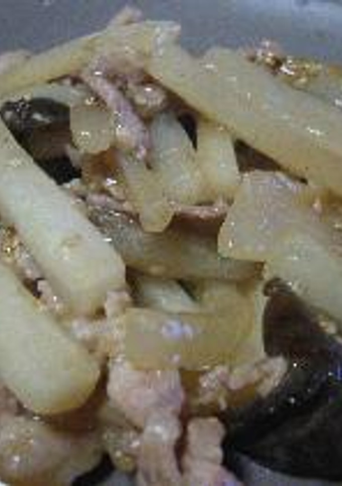 ちょっとこってりオイスターソースで豚肉と大根をいためてみました-レシピのメイン写真