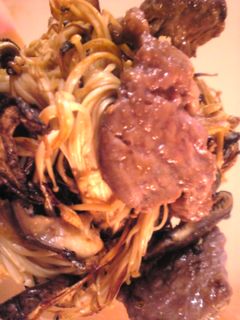 牛肉ときのこの焼肉のタレマヨピリ辛炒め-レシピのメイン写真