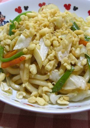 麺つゆで★揚げ玉入り焼うどん-レシピのメイン写真
