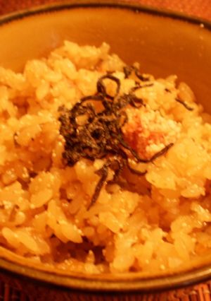 ﾌﾟﾁﾌﾟﾁたらこと塩昆布の炊き込みご飯-レシピのメイン写真
