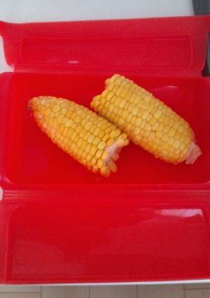 ルクエでたった3分！茹でトウモロコシ☆-レシピのメイン写真
