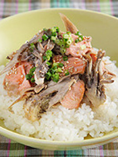 まいたけと鮭のごまマヨ丼-レシピのメイン写真