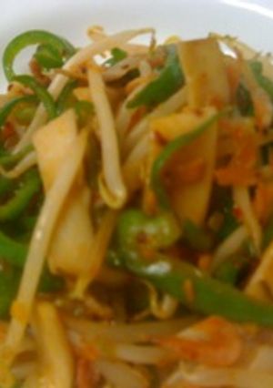 エリンギとピーマンの桃ラー炒め-レシピのメイン写真