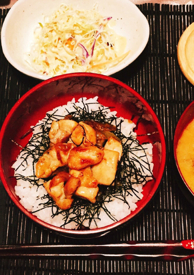 【簡単】かしわ丼(もも肉のバター炒め)★-レシピのメイン写真
