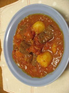 牛肉とジャガイモのトマトカレー煮-レシピのメイン写真