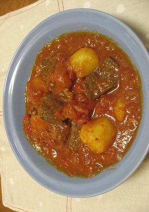 牛肉とジャガイモのトマトカレー煮-レシピのメイン写真
