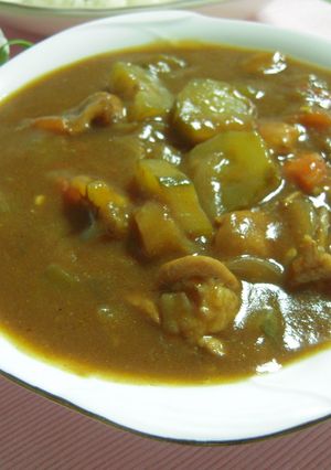 夏野菜カレーにキュウリも入っちゃったよ！-レシピのメイン写真