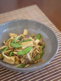 スナップエンドウときのこの炒め物-レシピのメイン写真