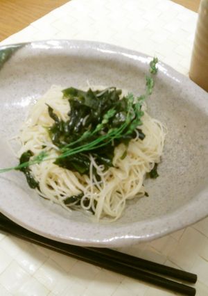 残りそうめんで☆簡単☆焼きわかめそうめん-レシピのメイン写真
