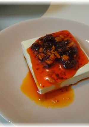 食べるラー油とクリームチーズ♪-レシピのメイン写真