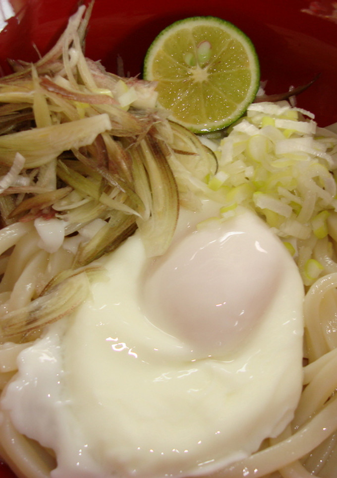 夏にぴったり！みょうがとカボスの冷うどん-レシピのメイン写真