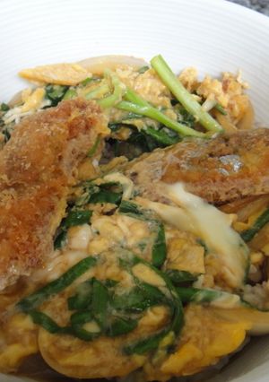 イワシ☆カツ丼☆玉ねぎとにらを入れて♪-レシピのメイン写真