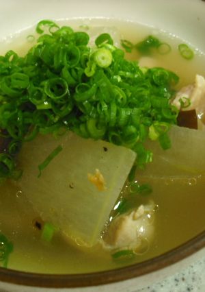 冬瓜と鶏肉の具だくさんスープ-レシピのメイン写真