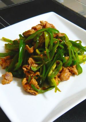 食べるラー油で♬ピーマンと豚肉の炒め物✿-レシピのメイン写真
