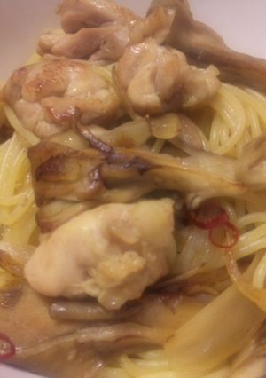 簡単舞茸とチキンのペペロンチーノ-レシピのメイン写真