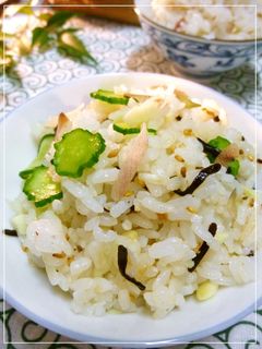 簡単☆みょうがと胡瓜と塩昆布の混ぜご飯-レシピのメイン写真