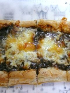 簡単★ハヤシチーズピザパイ★-レシピのメイン写真