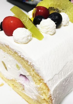 ふわふわしっとり♡絶品ロールケーキ-レシピのメイン写真