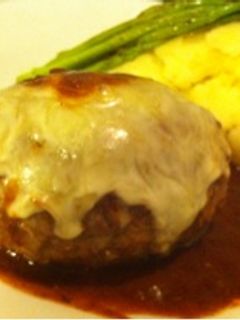 煮込みチーズハンバーグ-レシピのメイン写真