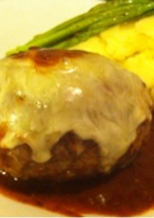煮込みチーズハンバーグ-レシピのメイン写真