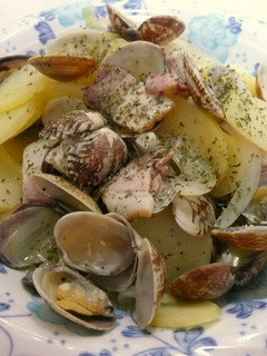 あさりとじゃがいものワイン蒸し-レシピのメイン写真
