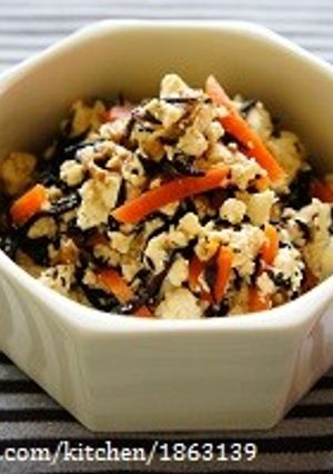 ひじきの煮物リメイク☆ひじき炒り豆腐-レシピのメイン写真