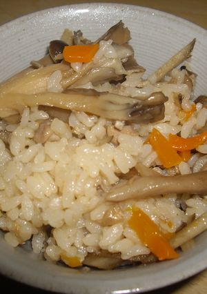 キノコの炊き込みご飯-レシピのメイン写真