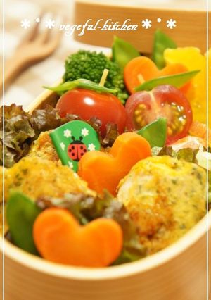遠足・運動会キャラ弁林檎♡トマトと絹さや-レシピのメイン写真