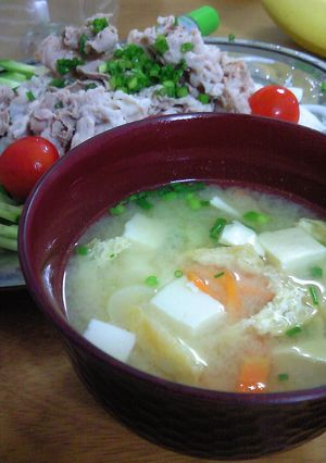 冷しゃぶの日のわが家のみそ汁♪-レシピのメイン写真