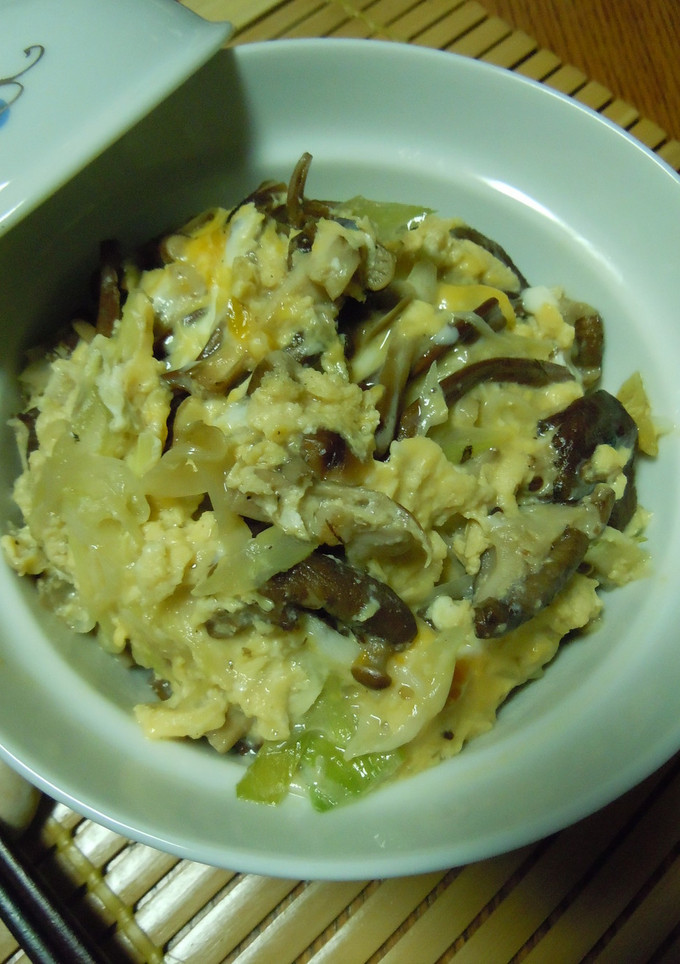 きのこの卵とじ丼-レシピのメイン写真