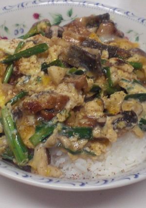 鰻(うなぎ)卵とじ丼-レシピのメイン写真