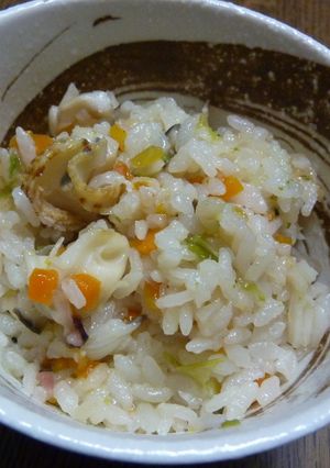 炊飯器で簡単♪シーフードピラフ-レシピのメイン写真