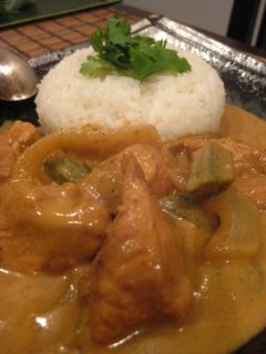 30分で!鶏とオクラのココナッツカレー-レシピのメイン写真
