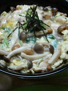 きのこたっぷり&卵たっぷり♪きのこの山丼-レシピのメイン写真