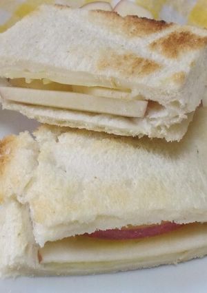 朝食に☆アップルチーズトースト-レシピのメイン写真