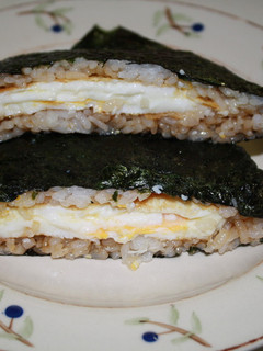 目玉焼きdeおにぎり♪-レシピのメイン写真