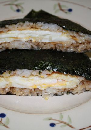 目玉焼きdeおにぎり♪-レシピのメイン写真