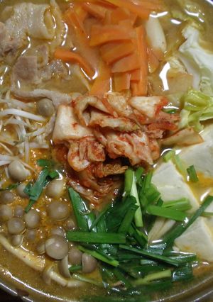 お・・・おいしい！キムチ鍋（キムチチゲ）-レシピのメイン写真