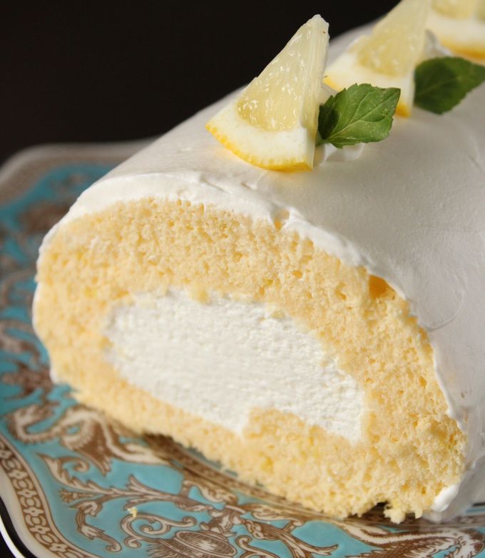 ヨーグルトクリームのロールケーキ-レシピのメイン写真