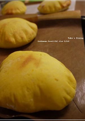 カボチャを練りこんだ膨らむふわっピタパン-レシピのメイン写真