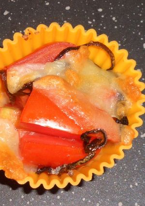 トマトの焼きチーズカップ☆-レシピのメイン写真