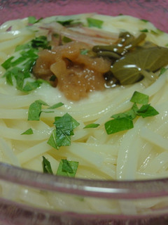 山芋ぶっかけうどん♪じゅんさいと梅で♪-レシピのメイン写真
