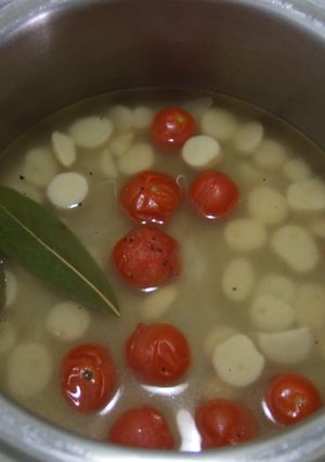 エリンギとプチトマトのシンプルスープ-レシピのメイン写真