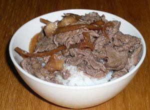 ローストビーフの残りタレでさっぱり牛丼-レシピのメイン写真