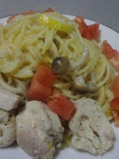 蒸し鶏とキノコのレモンソースパスタ-レシピのメイン写真