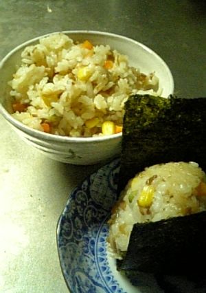 瓶詰めなめ茸で炊き込みご飯-レシピのメイン写真