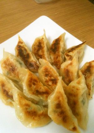 【なぜか】焼き餃子【たくさん食べれる】-レシピのメイン写真