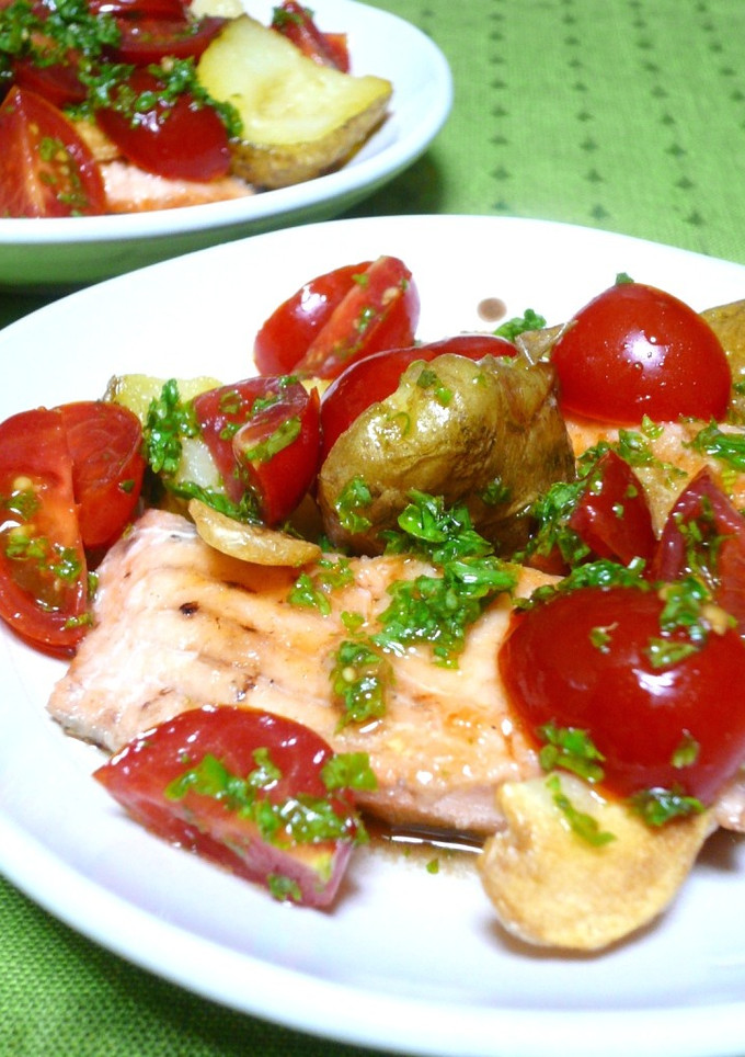 トマトのイタリアンソースで☆鮭のムニエル-レシピのメイン写真