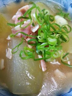 うどんだしで冬瓜とベーコン煮-レシピのメイン写真